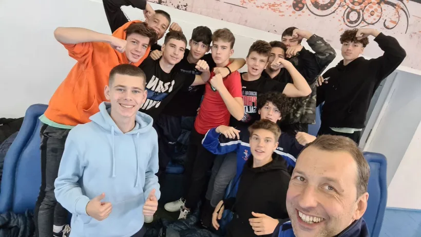 Baschet juvenil.  Primele victorii gălăţene pentru Academia Phoenix şi CSM