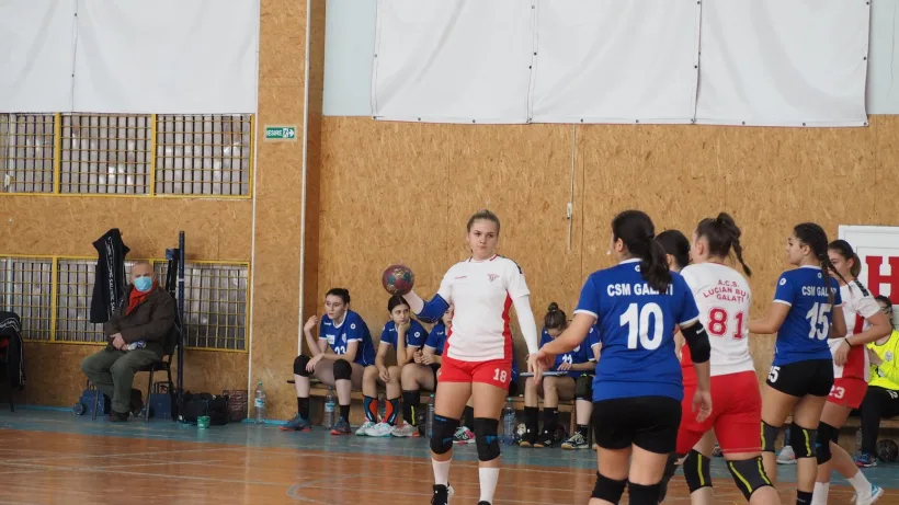 Victorii gălățene pentru junioarele gălățene pe semicerc