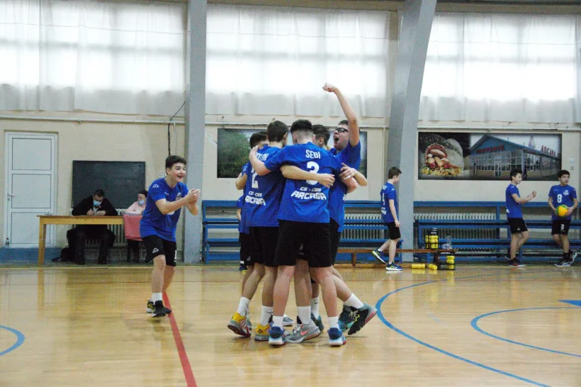 Speranțe pentru turneul semifinal pentru voleiul gălățean