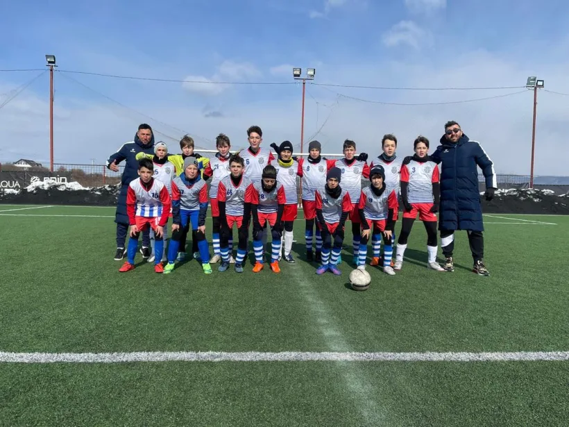 Juniorii gălăţeni de la Campionii au impresionat la Braşov