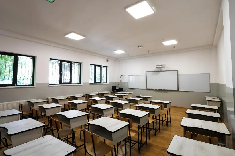 Lucrările pentru modernizarea Școlii Gimnaziale „Miron Costin” s-au încheiat