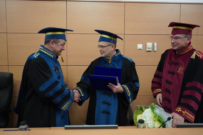 Un nou Doctor Honoris Causa al Universității „Dunărea de Jos” din Galați