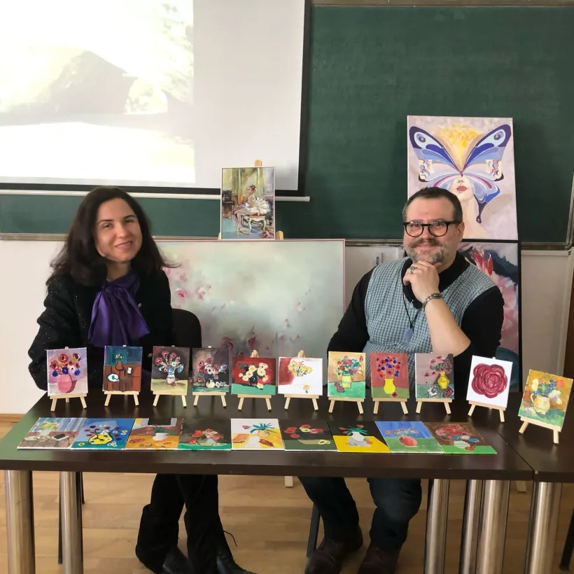 Vernisaj, atelier și workshop internațional, dedicate Zilei Femeii, la Facultatea de Litere și cea de Arte