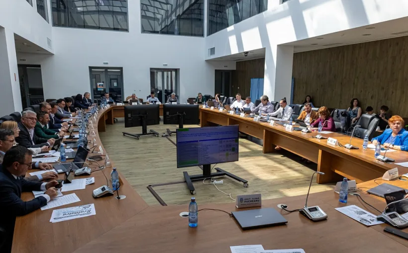 Premii pentru elevii olimpici gălățeni și pentru profesorii care i-au pregătit