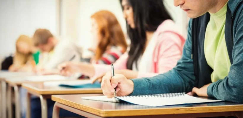 Sesiune specială de Evaluare Națională și Bacalaureat pentru elevii olimpici