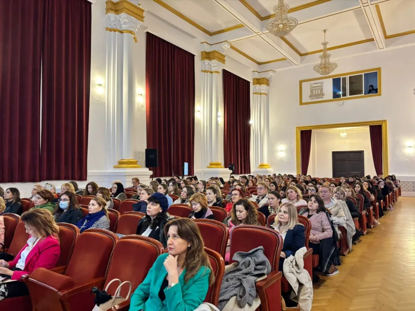 Consfătuirile județene ale învățătorilor gălățeni