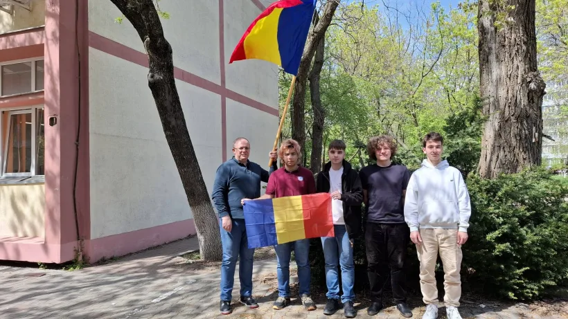 Elevul gălățean Rareș-Andrei Neculau, medalie de aur la un turneu internațional de informatică avansată