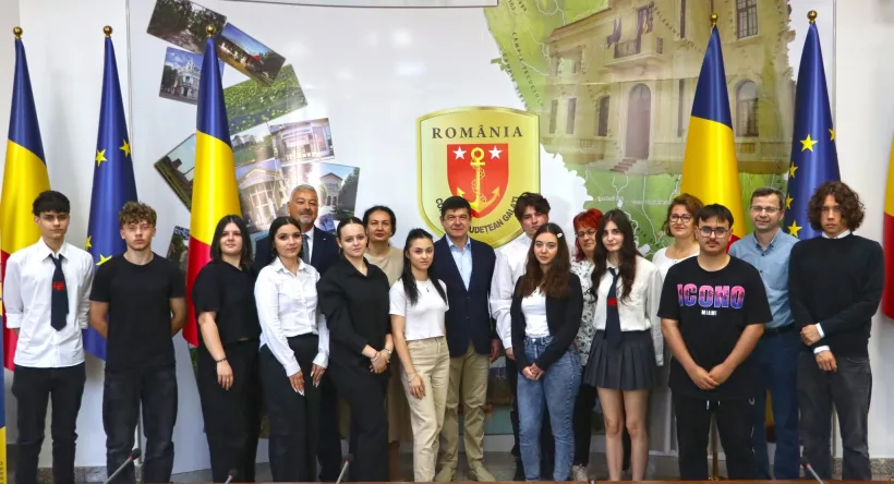 Performanțele elevilor-contabili din Galați, premiate de Consiliul Județean și CECCAR