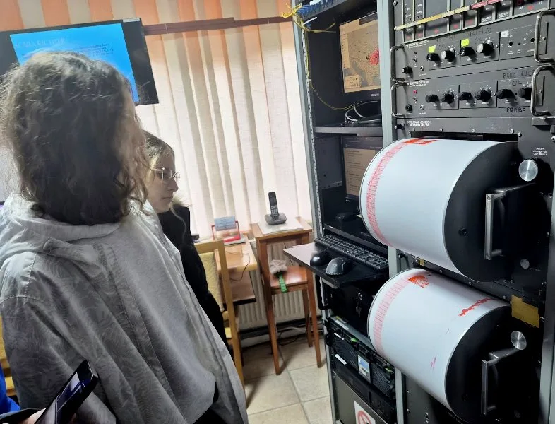 Cutremur „în direct” pentru mai mulți elevi gălățeni, la Observatorul Seismologic Vrâncioaia